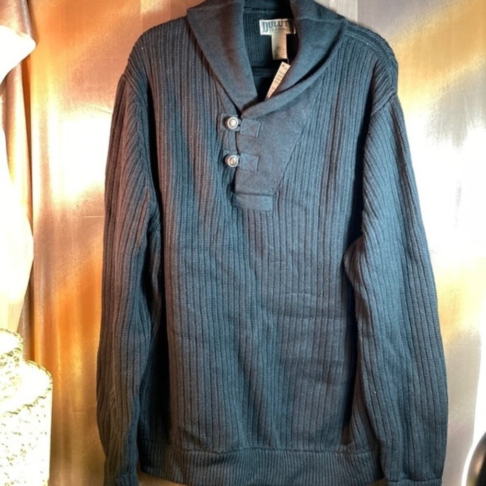 Black warm and cozy Duluth 2XLT cotton sweater. I mean, really snuggly! 131